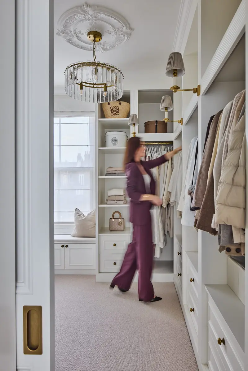 Charlotte styling a walk-in dressing room